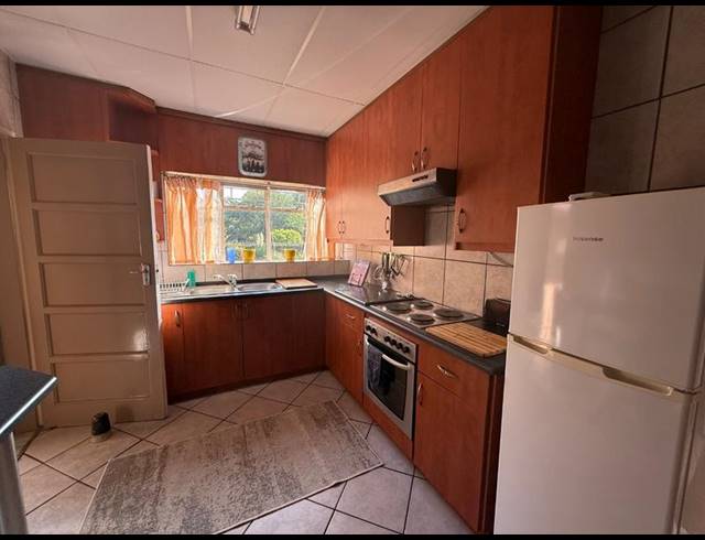 3 BEDROOM HOUSE FOR SALE IN VANDERBIJLPARK SW 5